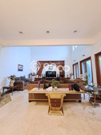 LISTING BARU! Rumah Strategis di Batununggal, LT 400m2m² Bangunan 380m2m² LISTING BARU! Rumah Strategis di Batununggal, LT 400m2m² Bangunan 380m2m²