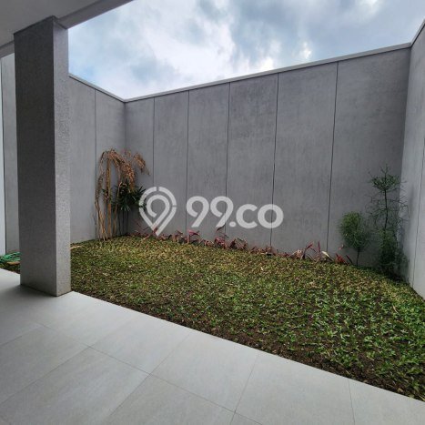 Ready to Use! Premium House LT 200m2 Desain Modern di Setiabudi Ready to Use! Premium House LT 200m2 Desain Modern di Setiabudi