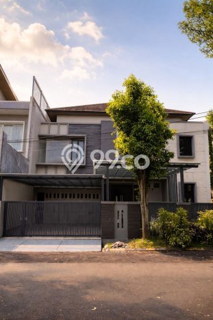 Hunian Mewah Siap Huni LT 350m2 di Batununggal, Bandung Hunian Mewah Siap Huni LT 350m2 di Batununggal, Bandung