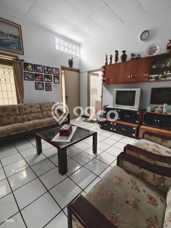 Dijual Rumah Luas Elegan Dengan View Eksklusif di Cigadung, Bandung Dijual Rumah Luas Elegan Dengan View Eksklusif di Cigadung, Bandung