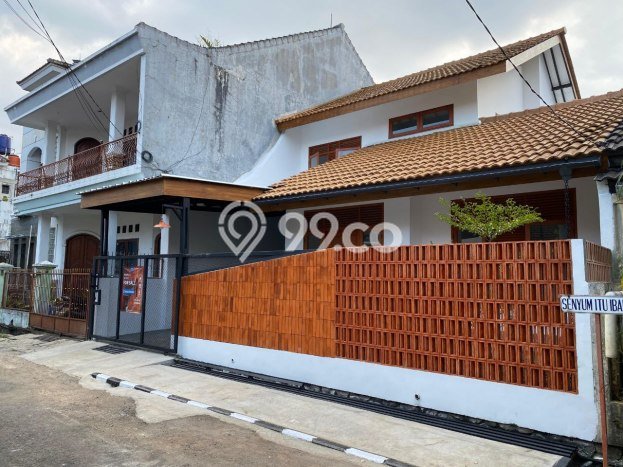 Dijual Rumah Strategis Bagus Punya 3 KT di Arcamanik Bandung SHM Dijual Rumah Strategis Bagus Punya 3 KT di Arcamanik Bandung SHM