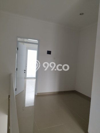 LOKASI PREMIUM! Rumah Berkembang area Arcamanik, LT 84m2m² Bangunan 135m2m² LOKASI PREMIUM! Rumah Berkembang area Arcamanik, LT 84m2m² Bangunan 135m2m²