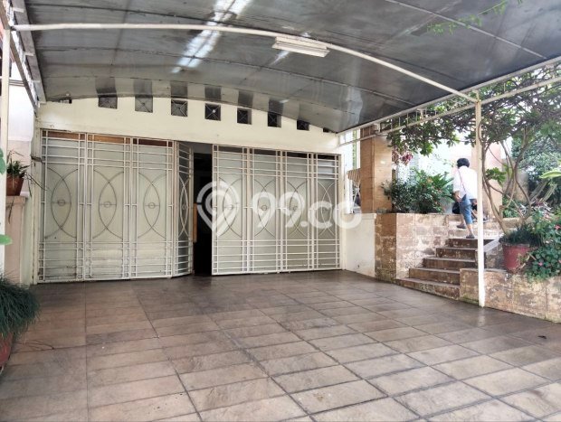 Rumah Elit LB 327m2 Siap Pakai Desain Elegan di Tubagus Ismail, Bandung Rumah Elit LB 327m2 Siap Pakai Desain Elegan di Tubagus Ismail, Bandung