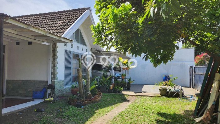 Dijual Cepat Rumah Favorit Siap Huni LB 180m2 di Batununggal, Bandung Dijual Cepat Rumah Favorit Siap Huni LB 180m2 di Batununggal, Bandung