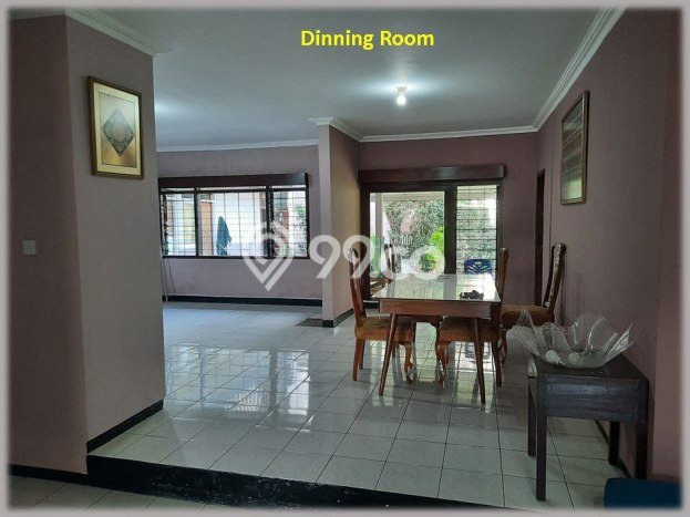 Rumah Luxury Modern Tanpa Renovasi di Dago Bandung Rumah Luxury Modern Tanpa Renovasi di Dago Bandung