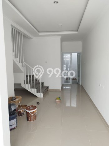 LOKASI PREMIUM! Rumah Berkembang area Arcamanik, LT 84m2m² Bangunan 135m2m² LOKASI PREMIUM! Rumah Berkembang area Arcamanik, LT 84m2m² Bangunan 135m2m²