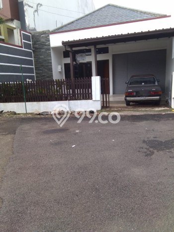 Dijual Cepat Rumah LT 215m2m² / LB 175m2m² di Kawasan Bisnis , Bandung Dijual Cepat Rumah LT 215m2m² / LB 175m2m² di Kawasan Bisnis , Bandung