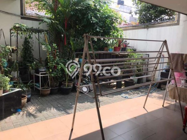 Rumah Mewah LB 450m2 Siap Pakai Desain Elegan di Sukaluyu, Bandung Rumah Mewah LB 450m2 Siap Pakai Desain Elegan di Sukaluyu, Bandung