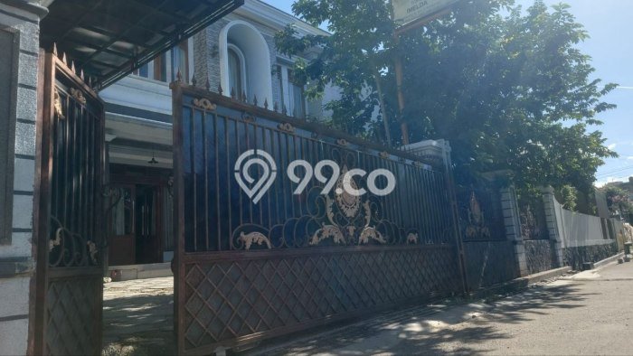 Rumah Elit Modern Tanpa Renovasi di Geger Kalong Bandung Rumah Elit Modern Tanpa Renovasi di Geger Kalong Bandung