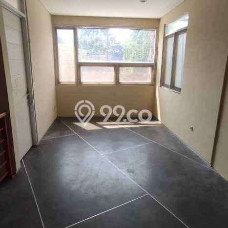 Rumah Mewah Siap Huni LT 191m2 di Arcamanik, Bandung Rumah Mewah Siap Huni LT 191m2 di Arcamanik, Bandung