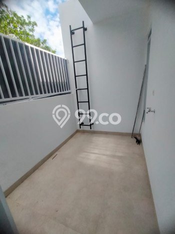 Rumah 3 Kamar Akses Transportasi Umum di Antapani, Bandung Rumah 3 Kamar Akses Transportasi Umum di Antapani, Bandung