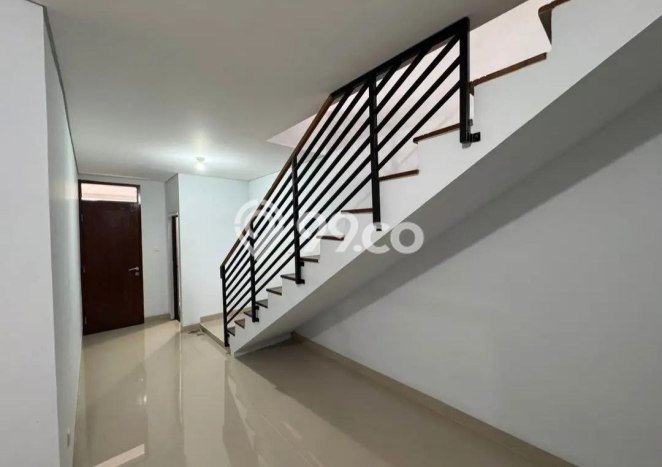 Hunian Mewah LB 259m2 Siap Huni Desain Elegan di Dago Pakar, Bandung Hunian Mewah LB 259m2 Siap Huni Desain Elegan di Dago Pakar, Bandung