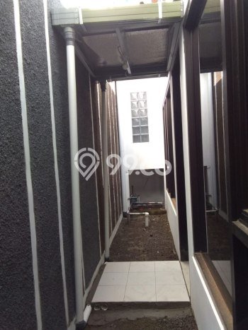 Dijual Cepat Rumah LT 215m2m² / LB 175m2m² di Kawasan Bisnis , Bandung Dijual Cepat Rumah LT 215m2m² / LB 175m2m² di Kawasan Bisnis , Bandung