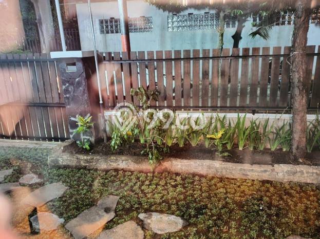 Ready to Use! Luxury House LT 263m2 Desain Modern di Riau Ready to Use! Luxury House LT 263m2 Desain Modern di Riau