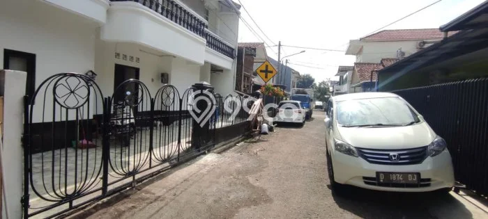 Unit Kost Dijual di Bandung Spesifikasi 11 Kamar Tidur dan Area Strategis Unit Kost Dijual di Bandung Spesifikasi 11 Kamar Tidur dan Area Strategis