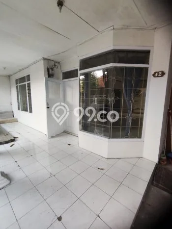 Rumah Minimalis 3 Kamar LT 157m2 di Burangrang Rumah Minimalis 3 Kamar LT 157m2 di Burangrang