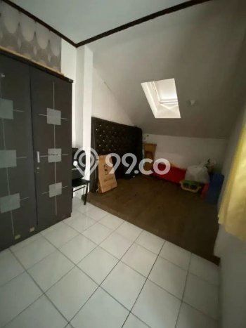 Rumah Luas Asri 4 KT Siap Huni di BKR Bandung Rumah Luas Asri 4 KT Siap Huni di BKR Bandung