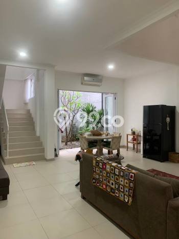 Siap Huni Rumah Mewah 5 Kamar di Batununggal Dekat ke Mana Saja Siap Huni Rumah Mewah 5 Kamar di Batununggal Dekat ke Mana Saja