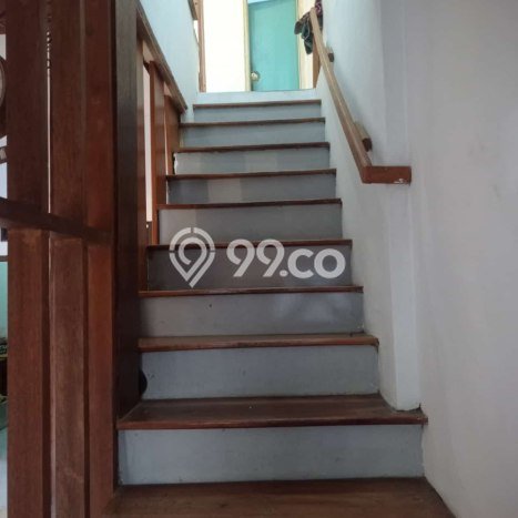 Dijual Rumah 4 Kamar Lokasi Ideal Bagus dan Strategis di Antapani Dijual Rumah 4 Kamar Lokasi Ideal Bagus dan Strategis di Antapani