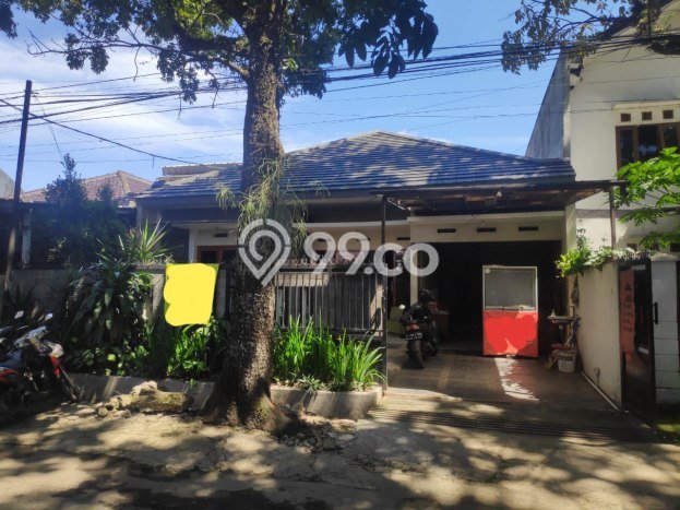 For Sale! Luxury House LT 213m2 Desain Elegan di Burangrang For Sale! Luxury House LT 213m2 Desain Elegan di Burangrang