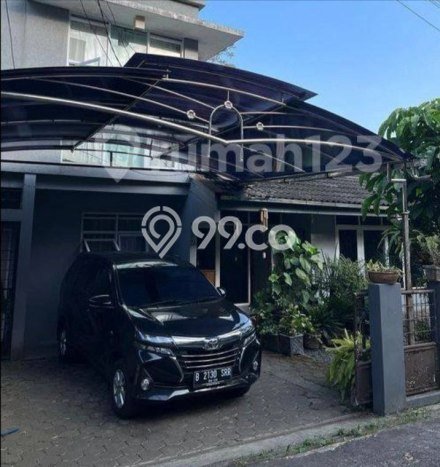Ready to Use! Luxury House LT 400m2 Desain Modern di Setiabudi Ready to Use! Luxury House LT 400m2 Desain Modern di Setiabudi