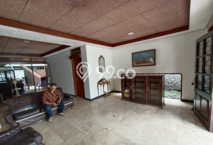 Rumah Elit Modern Tanpa Renovasi di Riau Bandung Rumah Elit Modern Tanpa Renovasi di Riau Bandung
