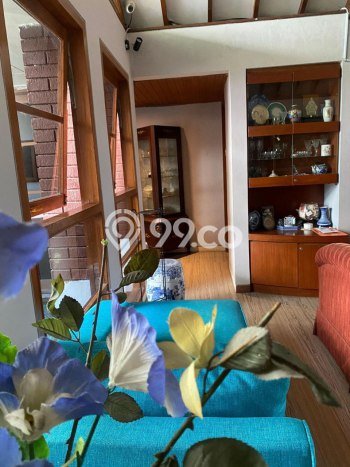 Rumah Luxury Modern Tanpa Renovasi di Dago Bandung Rumah Luxury Modern Tanpa Renovasi di Dago Bandung