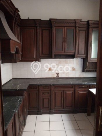 Ready to Use! Luxury House LT 301m2 Desain Elegan di Cikutra Ready to Use! Luxury House LT 301m2 Desain Elegan di Cikutra