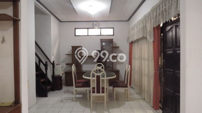Rumah Elit Modern Tanpa Renovasi di Cikutra Bandung Rumah Elit Modern Tanpa Renovasi di Cikutra Bandung