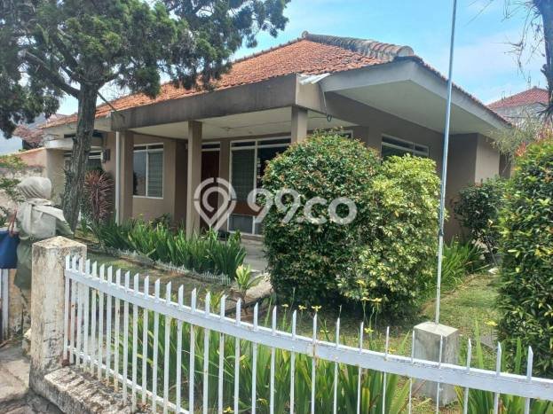 Rumah Mewah LB 109m2 Siap Pakai Desain Elegan di Buah Batu, Bandung Rumah Mewah LB 109m2 Siap Pakai Desain Elegan di Buah Batu, Bandung