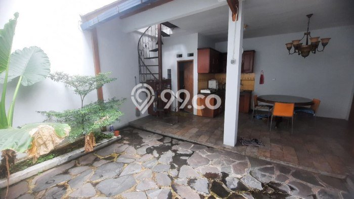 Rumah Modern Cantik 5 Kamar Bisa Langsung Pindah di Antapani Rumah Modern Cantik 5 Kamar Bisa Langsung Pindah di Antapani