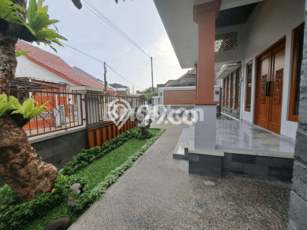 HARGA SPECIAL! Rumah Strategis di Gondokusuman, LT 286m² Bangunan 200m² HARGA SPECIAL! Rumah Strategis di Gondokusuman, LT 286m² Bangunan 200m²