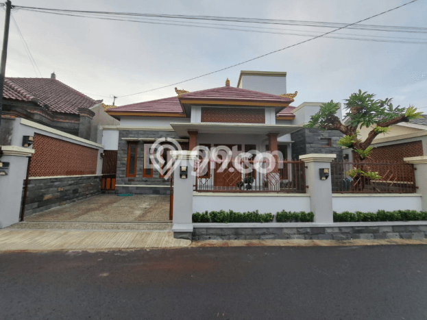 HARGA SPECIAL! Rumah Strategis di Gondokusuman, LT 286m² Bangunan 200m² HARGA SPECIAL! Rumah Strategis di Gondokusuman, LT 286m² Bangunan 200m²