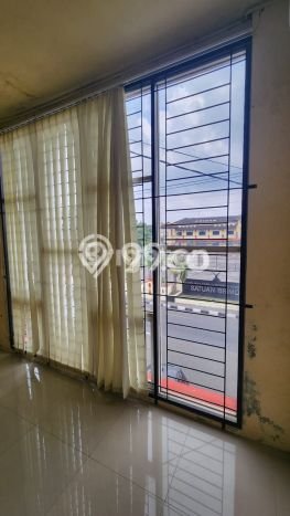 Ruko Area Komersial Kawasan Gondokusuman, Luas 105m², Jalan Utama Ruko Area Komersial Kawasan Gondokusuman, Luas 105m², Jalan Utama