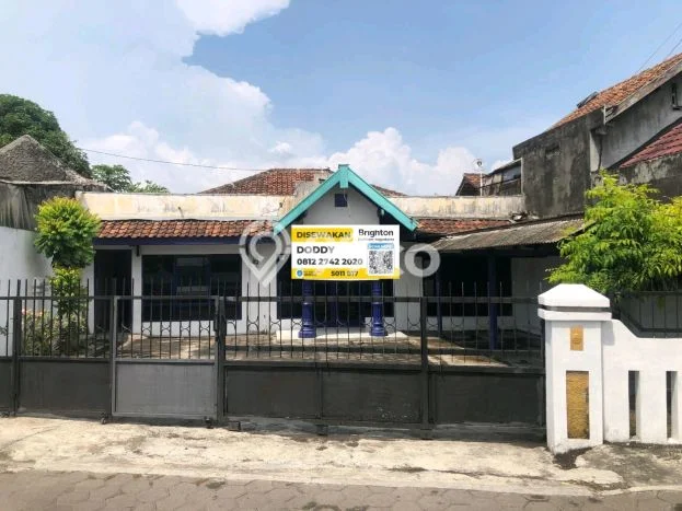 HARGA TERBAIK! Rumah di Gamping, 1 KM, Area Sejuk, LT 300m² LB 200m² HARGA TERBAIK! Rumah di Gamping, 1 KM, Area Sejuk, LT 300m² LB 200m²
