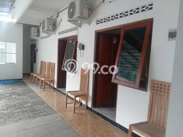 Peluang Investasi! Rumah Kost Dijual di Depok, Sleman, 35 KT, 9 KM, Luas 380m2 Peluang Investasi! Rumah Kost Dijual di Depok, Sleman, 35 KT, 9 KM, Luas 380m2