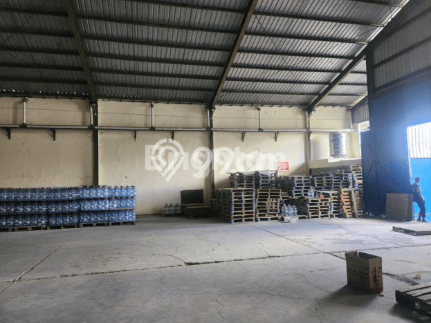 LOKASI PREMIUM! Gudang di Playen, Luas 1800m², Area Komersial LOKASI PREMIUM! Gudang di Playen, Luas 1800m², Area Komersial