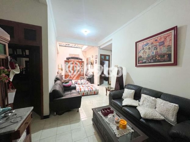SEGERA MILIKI! Rumah di Ngaglik, Sleman, Luas 212m² LB 200m² SEGERA MILIKI! Rumah di Ngaglik, Sleman, Luas 212m² LB 200m²