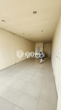 Disewakan Ruko Strategis di Gondokusuman, Luas 105m², Lokasi Bisnis, Akses Bagus Disewakan Ruko Strategis di Gondokusuman, Luas 105m², Lokasi Bisnis, Akses Bagus