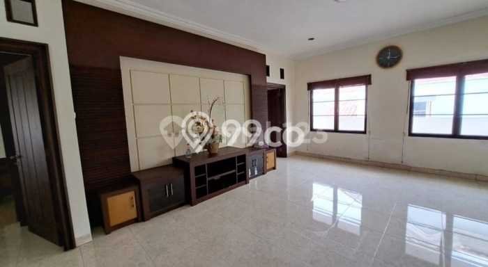 Disewakan Rumah Konsep Modern di Depok Sleman dengan 4 Kamar Disewakan Rumah Konsep Modern di Depok Sleman dengan 4 Kamar