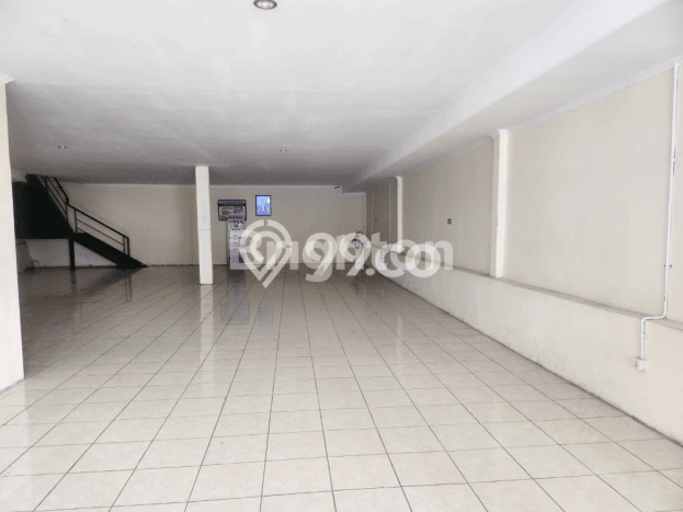 LOKASI PREMIUM! Gudang di Playen, Luas 1800m², Area Komersial LOKASI PREMIUM! Gudang di Playen, Luas 1800m², Area Komersial