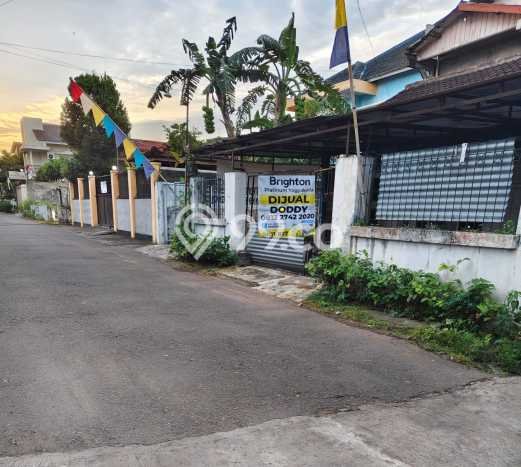 HARGA SPECIAL! Rumah Strategis di Umbulharjo, LT 591m² LB 600m² HARGA SPECIAL! Rumah Strategis di Umbulharjo, LT 591m² LB 600m²