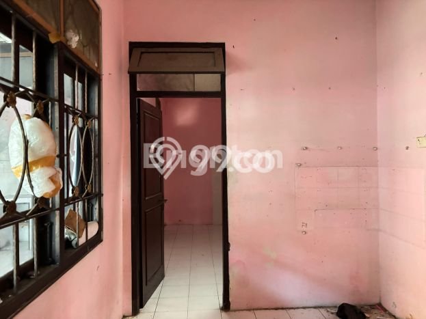 Rumah Asri area Gondokusuman, 2 KT, Area Tenang, Luas 254m² Bangunan 170m² Rumah Asri area Gondokusuman, 2 KT, Area Tenang, Luas 254m² Bangunan 170m²