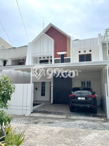 For Sale Rumah 5 Kamar Lokasi Strategis Nyaman dan Strategis di Ngaglik For Sale Rumah 5 Kamar Lokasi Strategis Nyaman dan Strategis di Ngaglik
