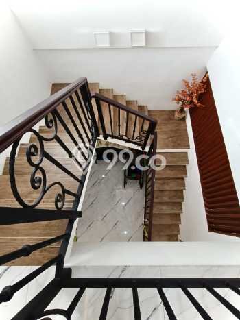 Rumah Luxury Modern Siap Huni di Sektor 2 - Bintaro Jakarta Selatan Rumah Luxury Modern Siap Huni di Sektor 2 - Bintaro Jakarta Selatan