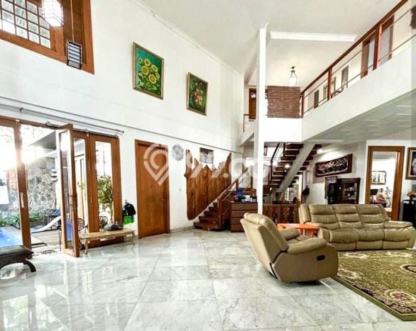 Rumah Luxury Modern Tanpa Renovasi di Bintaro Tangerang Selatan Rumah Luxury Modern Tanpa Renovasi di Bintaro Tangerang Selatan