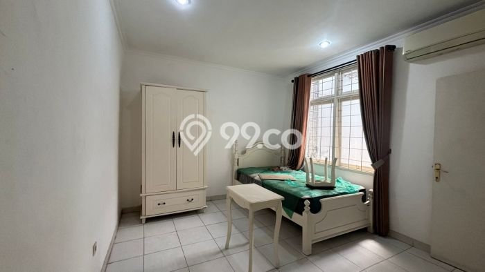HARGA TERBAIK! Rumah di , 3 KT, Area Asri, Luas 178m2m² LB 150m2m² HARGA TERBAIK! Rumah di , 3 KT, Area Asri, Luas 178m2m² LB 150m2m²