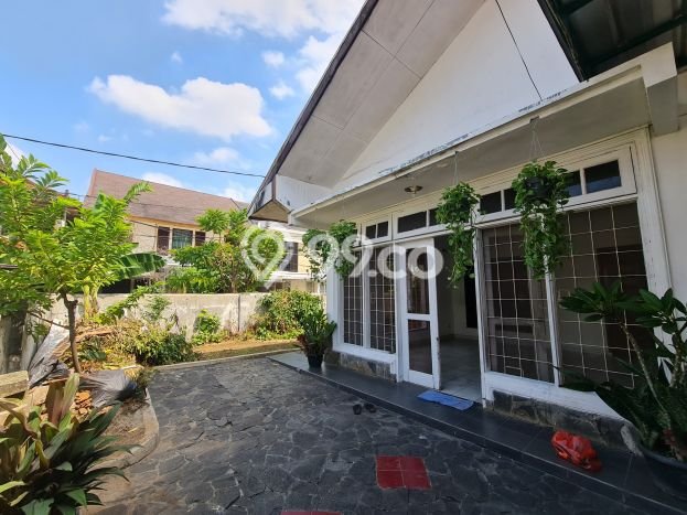 For Sale! Luxury House LT 256m2 Desain Elegan di Bintaro For Sale! Luxury House LT 256m2 Desain Elegan di Bintaro