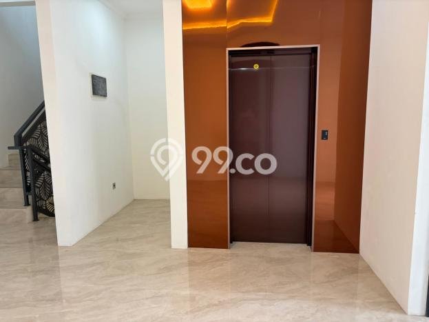 Best Deal Hunian Premium Ideal dan Luas di Kebayoran Baru, Jakarta Selatan Best Deal Hunian Premium Ideal dan Luas di Kebayoran Baru, Jakarta Selatan