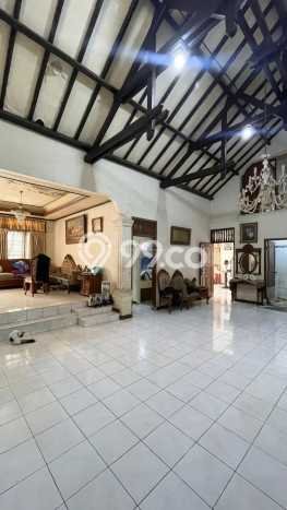 Dijual Rumah Luas Elegan Dengan View Eksklusif di Bintaro, Tangerang Selatan Dijual Rumah Luas Elegan Dengan View Eksklusif di Bintaro, Tangerang Selatan